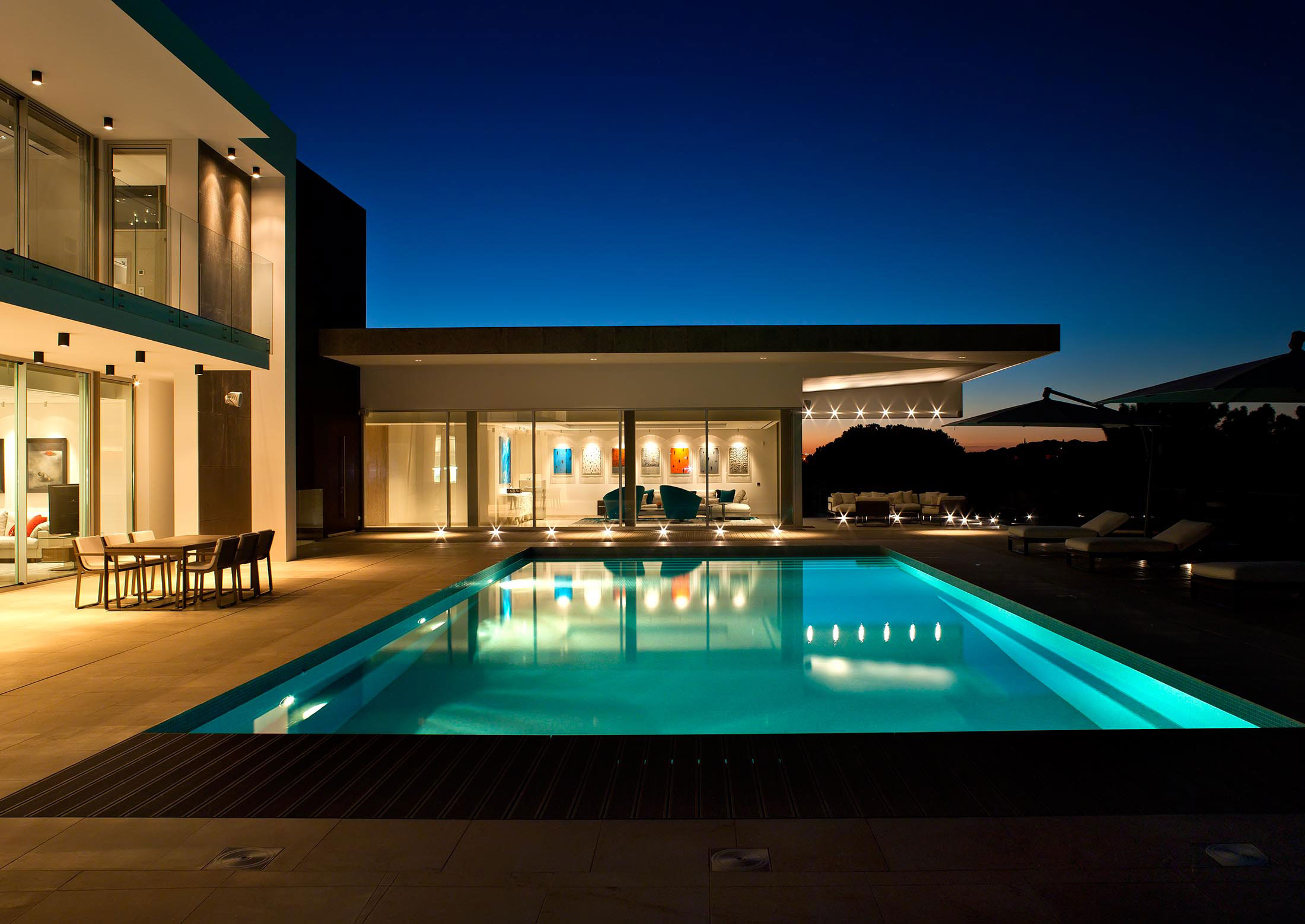 Pool-Lighting-House-in-Portugal